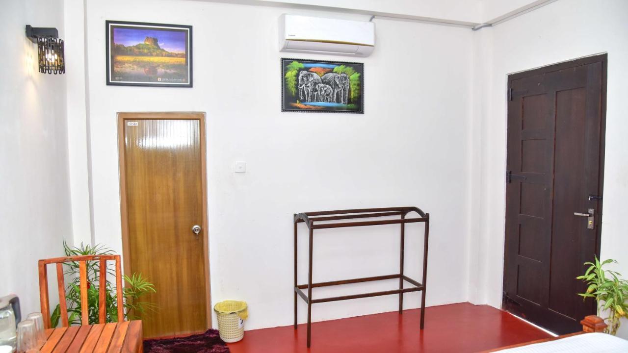 Smashing Inn Dambulla Extérieur photo